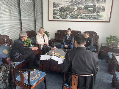 The customer from Suriname purchased 300 tons of rebar